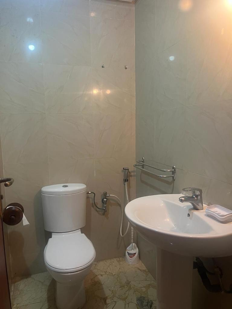 Appartement Avec Piscine Proche De La Plage Mohammedia Bagian luar foto