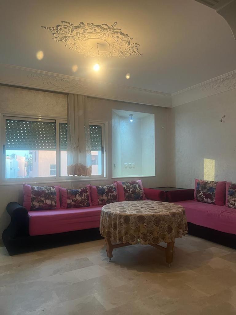 Appartement Avec Piscine Proche De La Plage Mohammedia Bagian luar foto